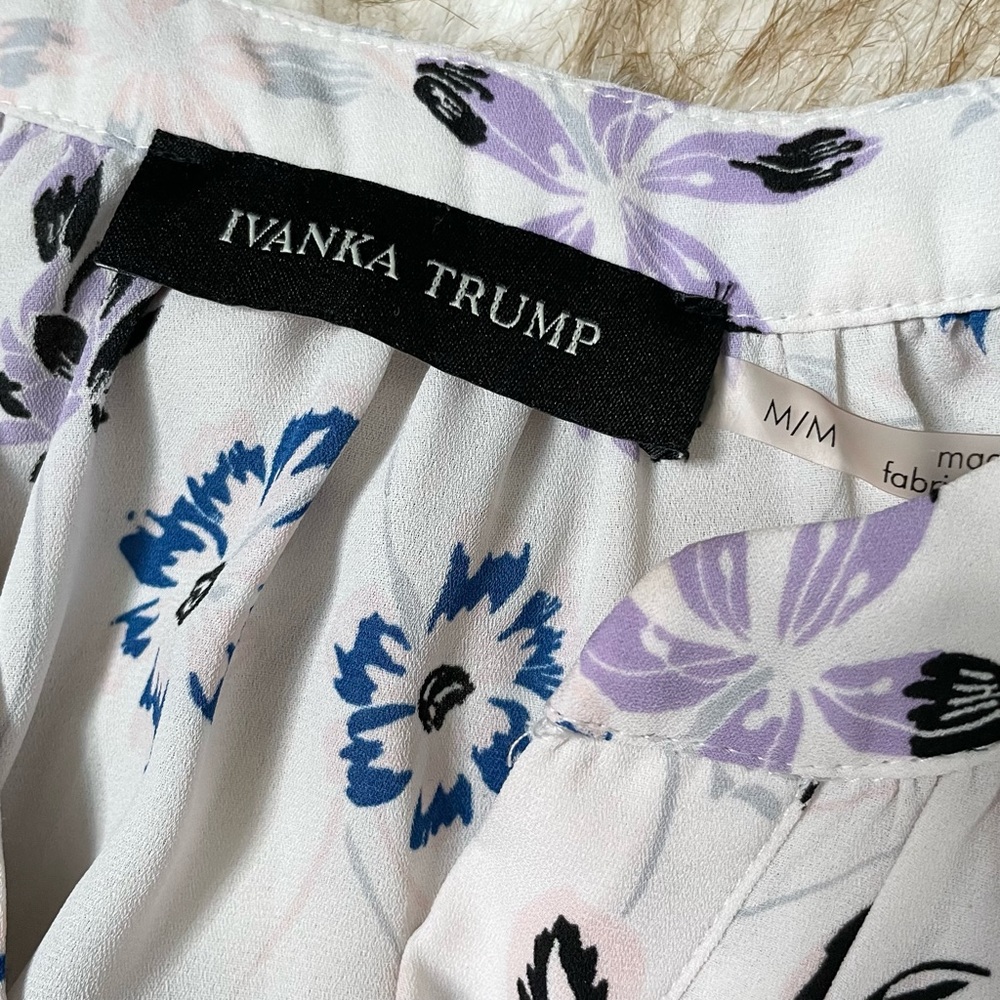 Ivanka Trump split neck blouse - Picture 5 of 7